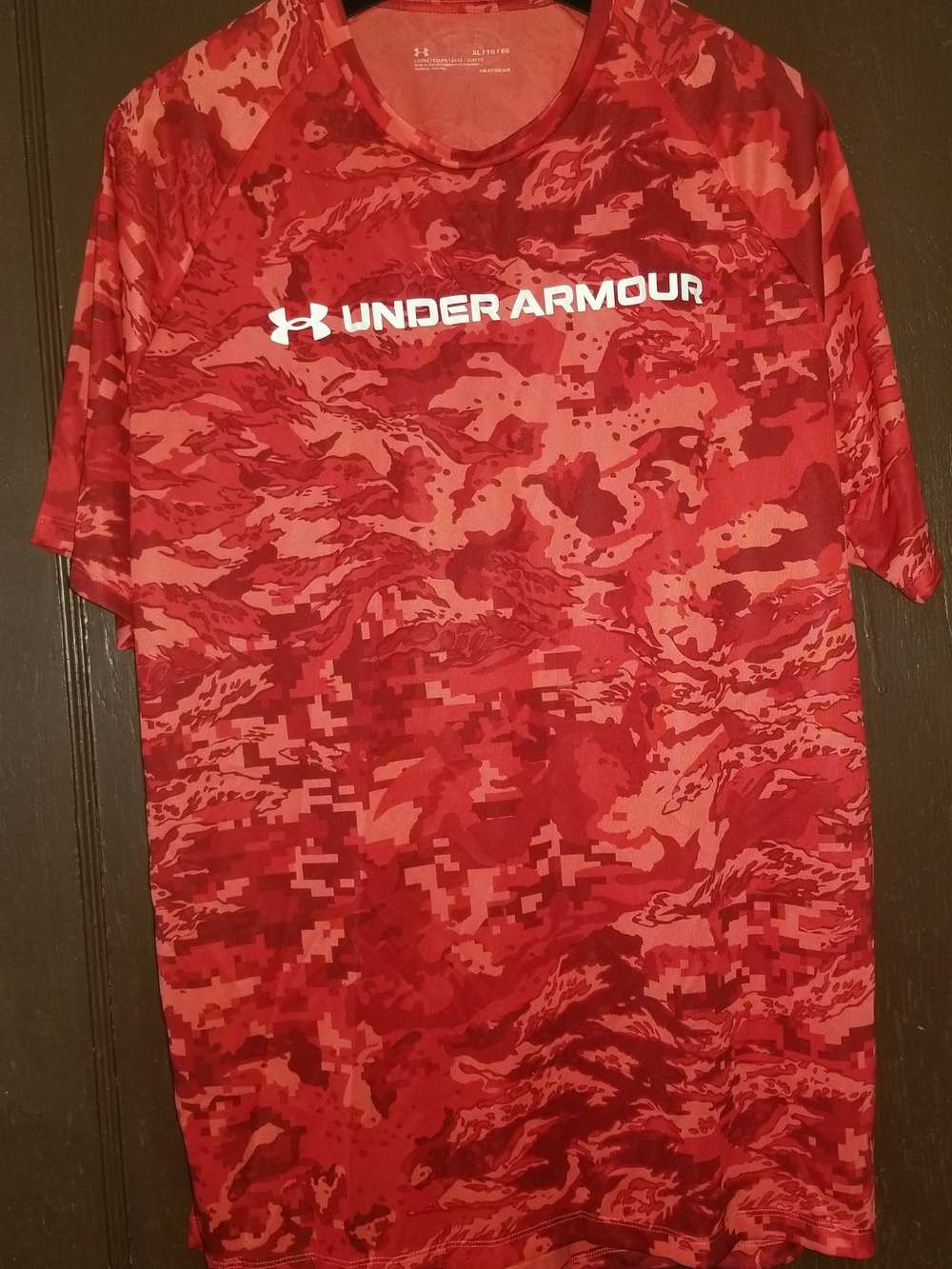 Men's Under Armour Red Camo Short Sleeve Loose Performance Tee